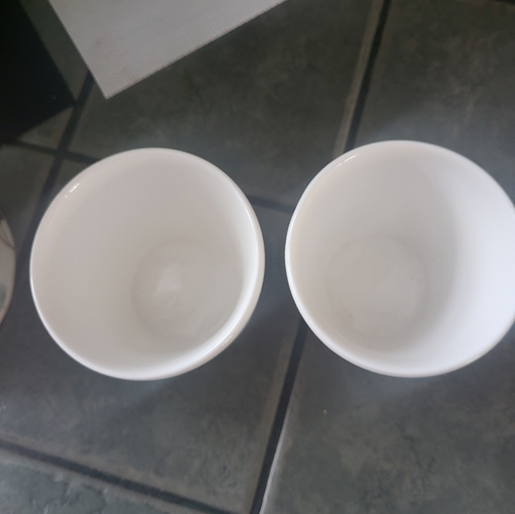 New Porcelain Tea set - Picture 8 of 8